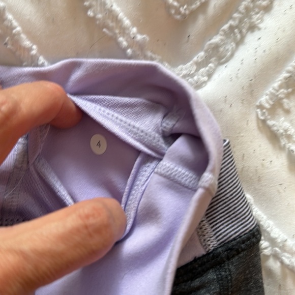 Lululemon pants - Picture 10 of 11